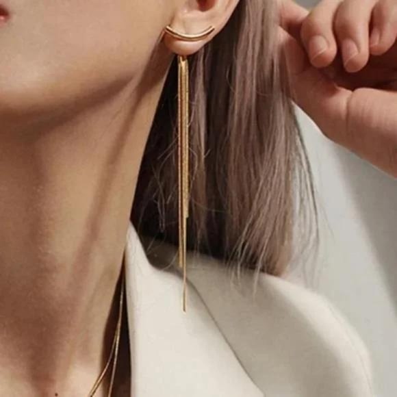 Jewelry - 18K YELLOW GOLD LONG THREAD TASSEL ARC EARRINGS, NICE EARRINGS, CUTE EARRINGS